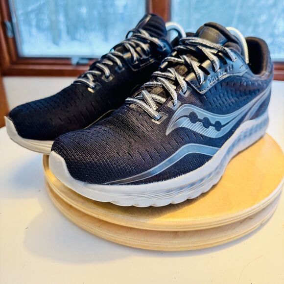 Saucony Kinvara 11 Men's Running Shoes, Sneakers,‎ Black, Size 9 - Picture 4 of 8